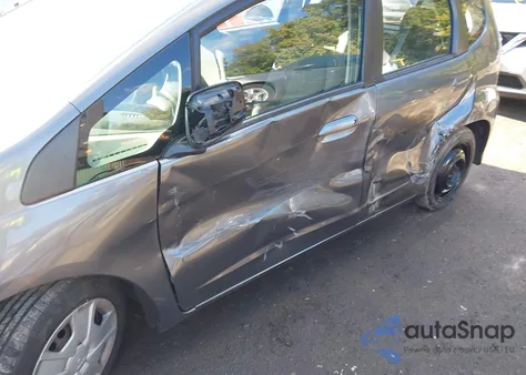 2013 Honda Fit из США, поврежденный, VIN JHMGE8G33DC013777